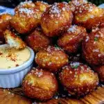 homemade soft pretzel bites - featured image